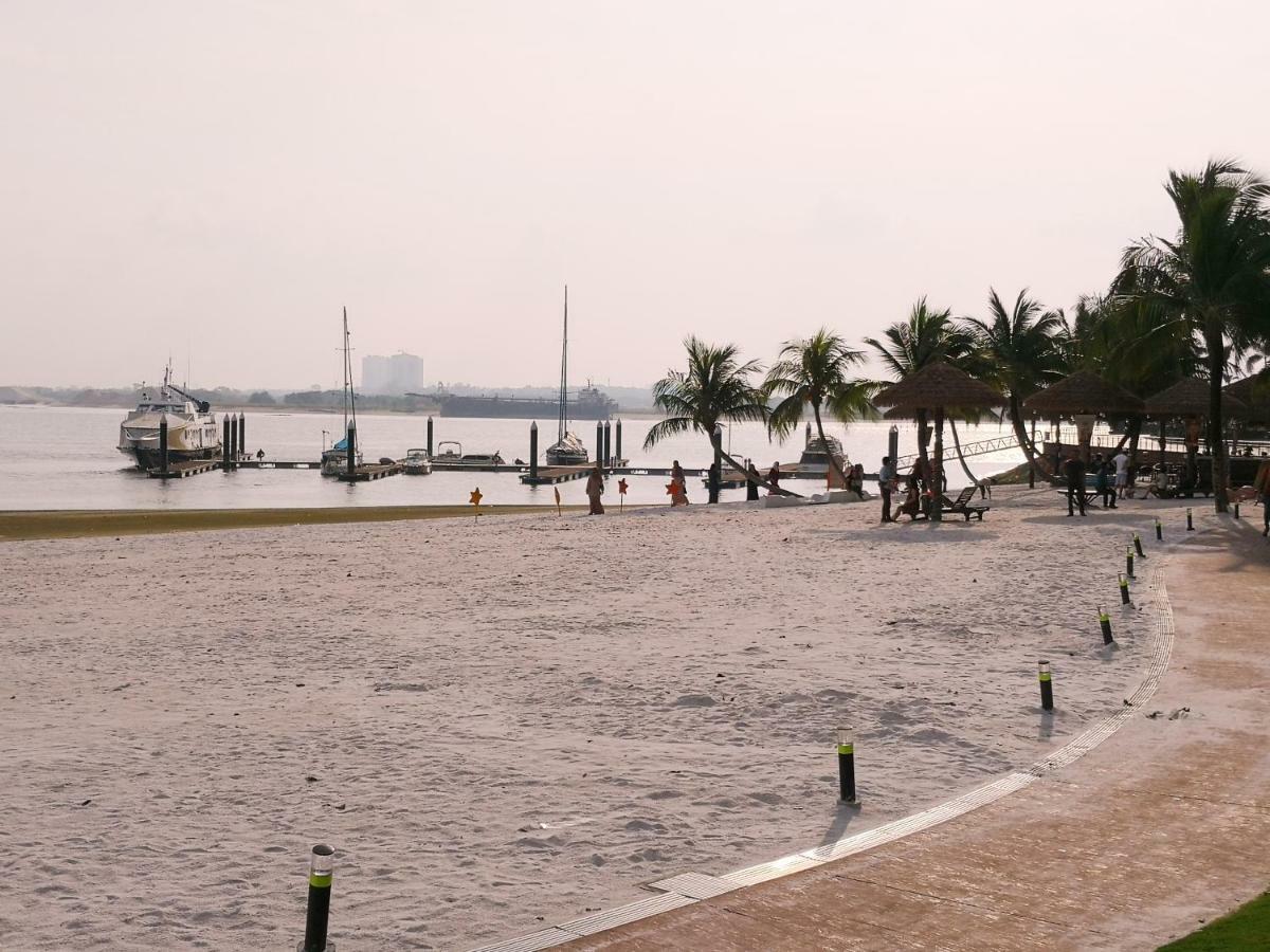 Homybed Country Garden Danga Bay Apartment *